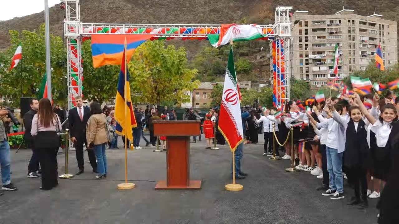 Իրանի դեսպանը Սյունիքում հանդիպել է մարզպետի հետ և տեսախոսել է էլեկտրահաղորդման նոր գծի կառուցման ընթացքը