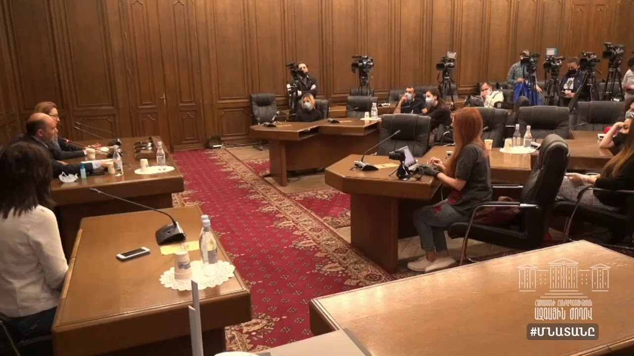 «Լուսավոր Հայաստան» կուսակցությունը առաջարկում է հոգևորականի թեկնածություն նախագահի պաշտոնի համար
