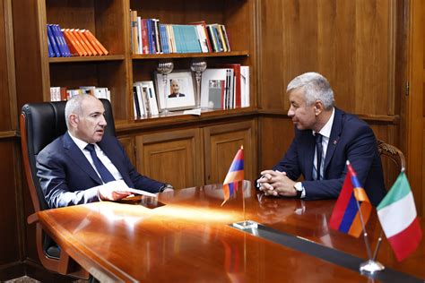 Իտալիայում Հայաստանի դեսպանը Նեապոլում քննարկումներ է վարել համագործակցության հեռանկարների շուրջ