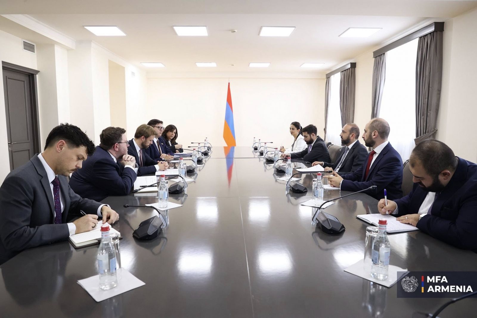 Փոխվարչապետը քննարկել է «Թրամփի ուղի» նախագծի իրականացման հարցերը ԱՄՆ պատվիրակության հետ