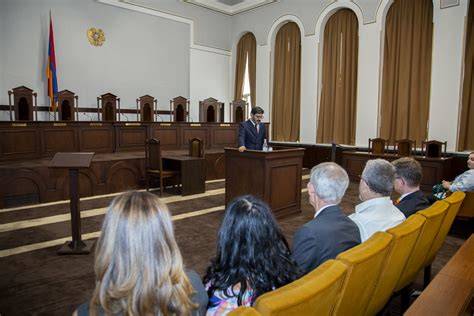 Սահմանադրական դատարանում սկսվում է ընդդիմության հայցի քննությունը՝ պահանջելով անվավեր ճանաչել խորհրդարանական ընտրությունները