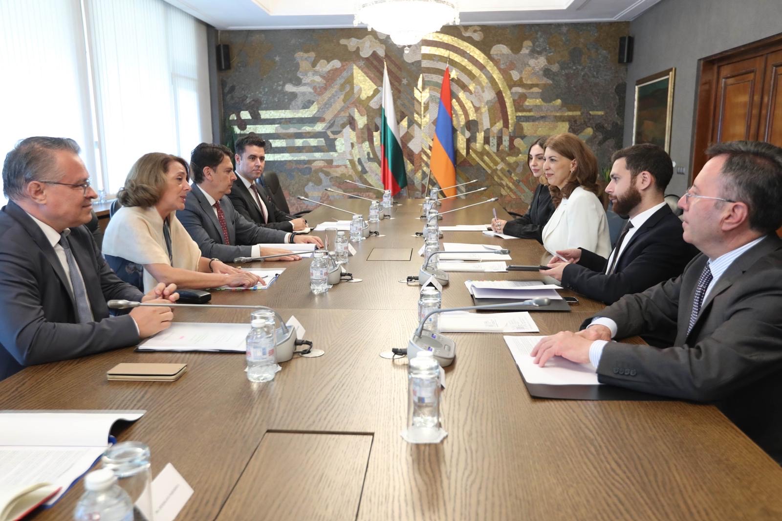 Հայաստանի և Բուլղարիայի ազգային արխիվների միջև համագործակցության հեռանկարները քննարկվել են